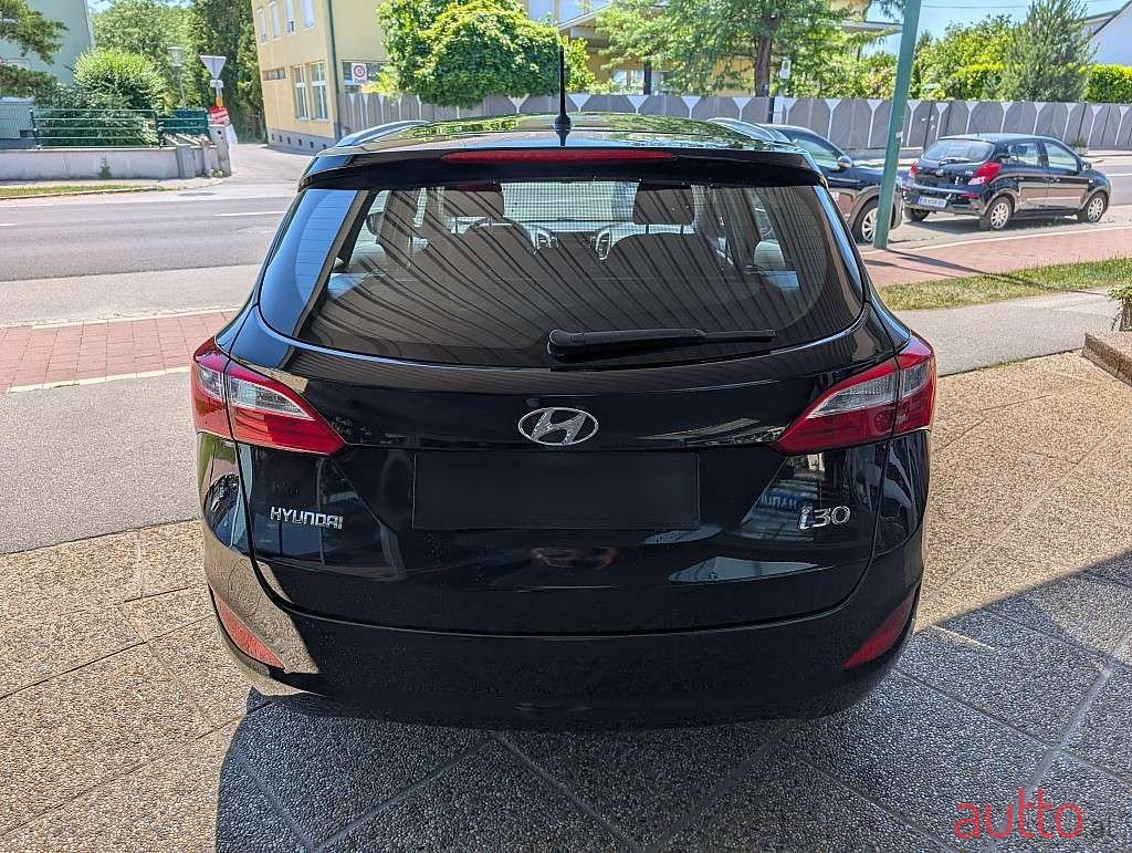 2015' Hyundai i30 photo #4