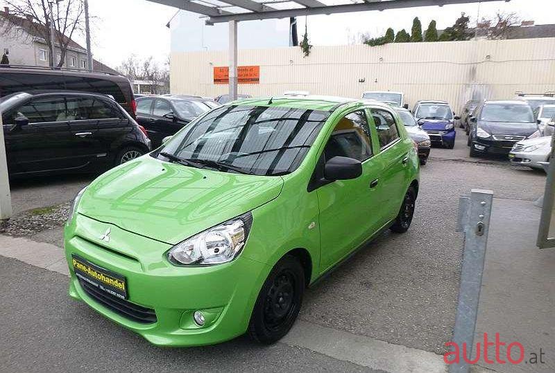 2013' Mitsubishi Space Star photo #1