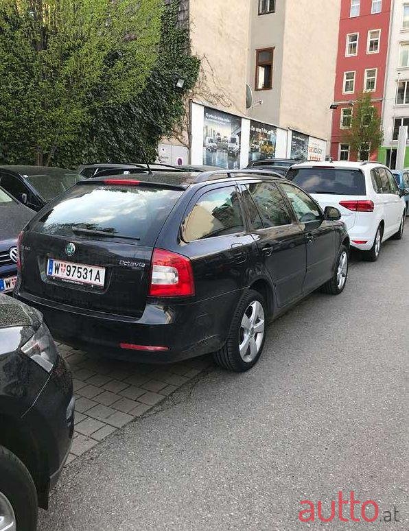 2013' Skoda Octavia photo #2