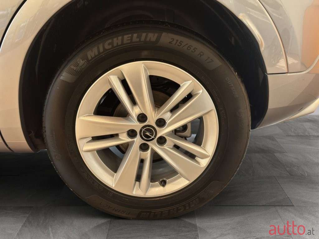 2024' Opel Grandland photo #5