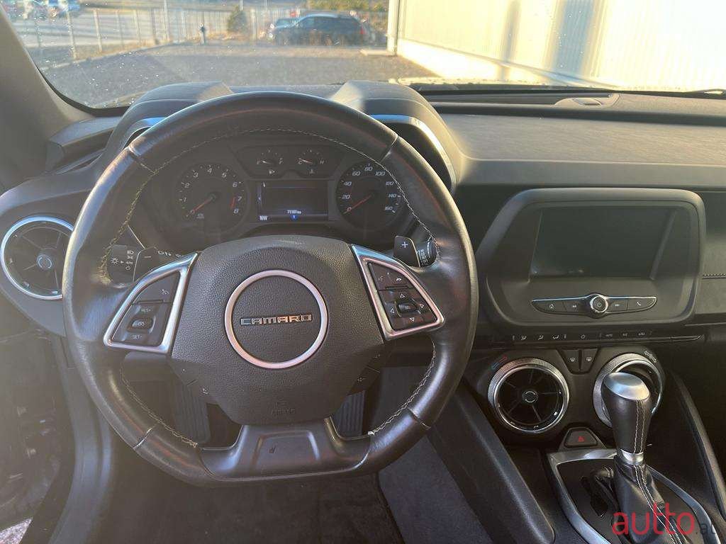 2016' Chevrolet Camaro photo #6