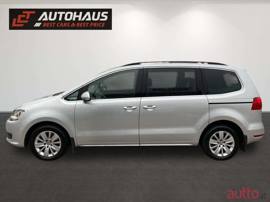 2012' Volkswagen Sharan photo #2