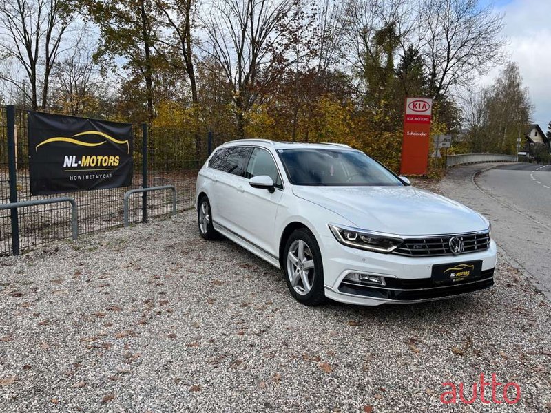 2016' Volkswagen Passat photo #2