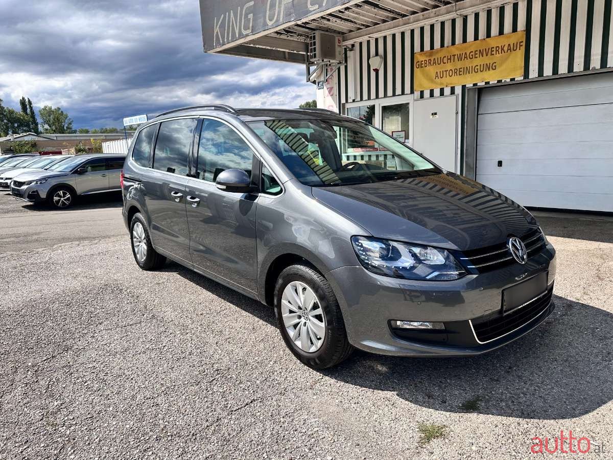 2015' Volkswagen Sharan photo #5