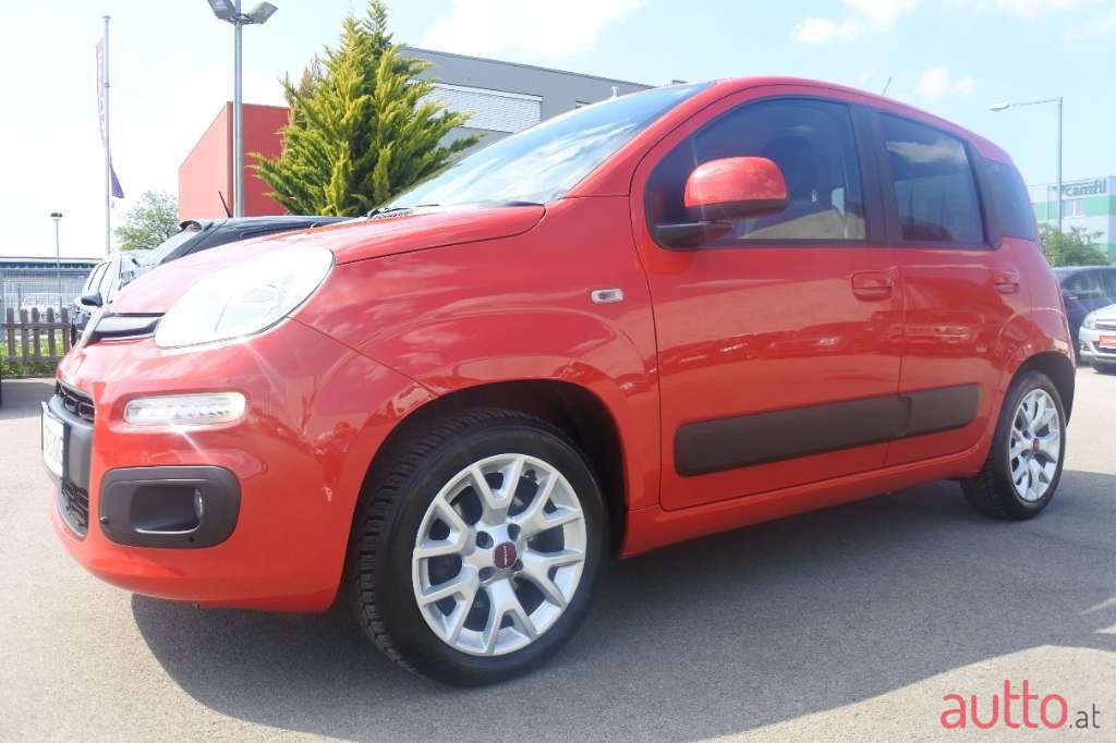 2017' Fiat Panda photo #3