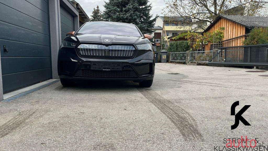 2022' Skoda Enyaq photo #4