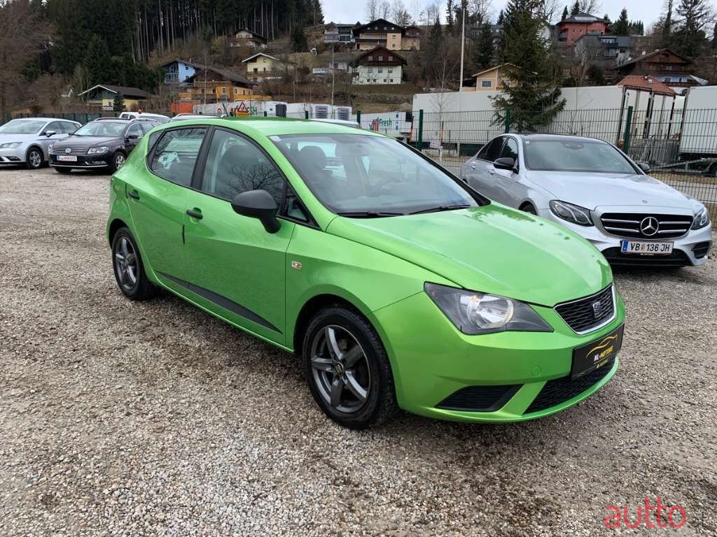 2013' SEAT Ibiza photo #3