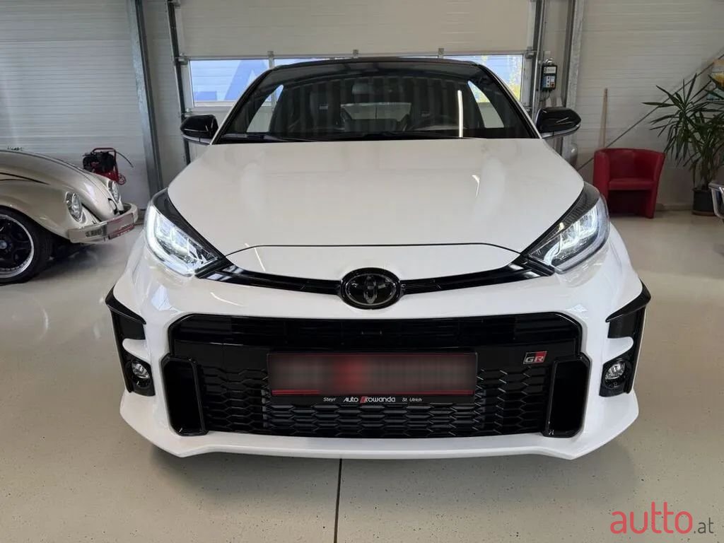 2021' Toyota Yaris photo #3