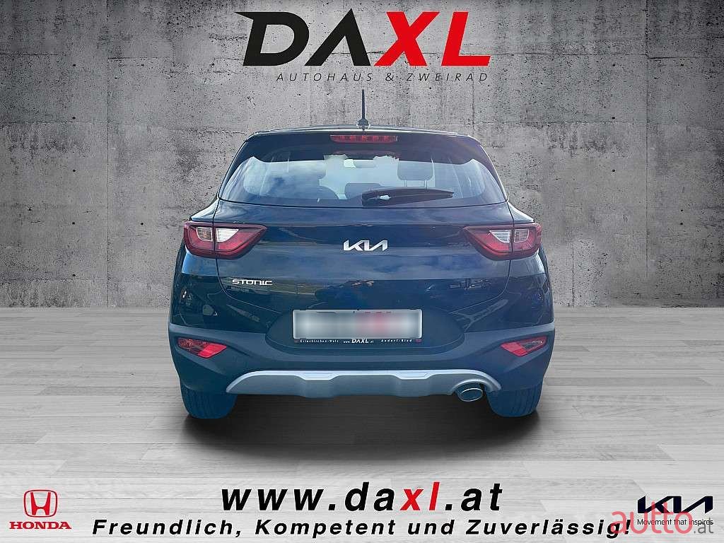 2023' Kia Stonic photo #5