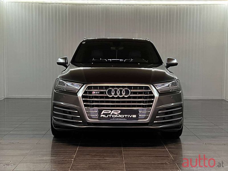 2016' Audi Q7 photo #2