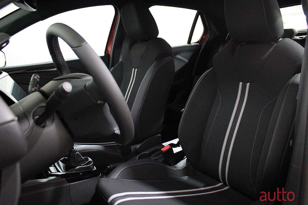 2023' Opel Corsa photo #6