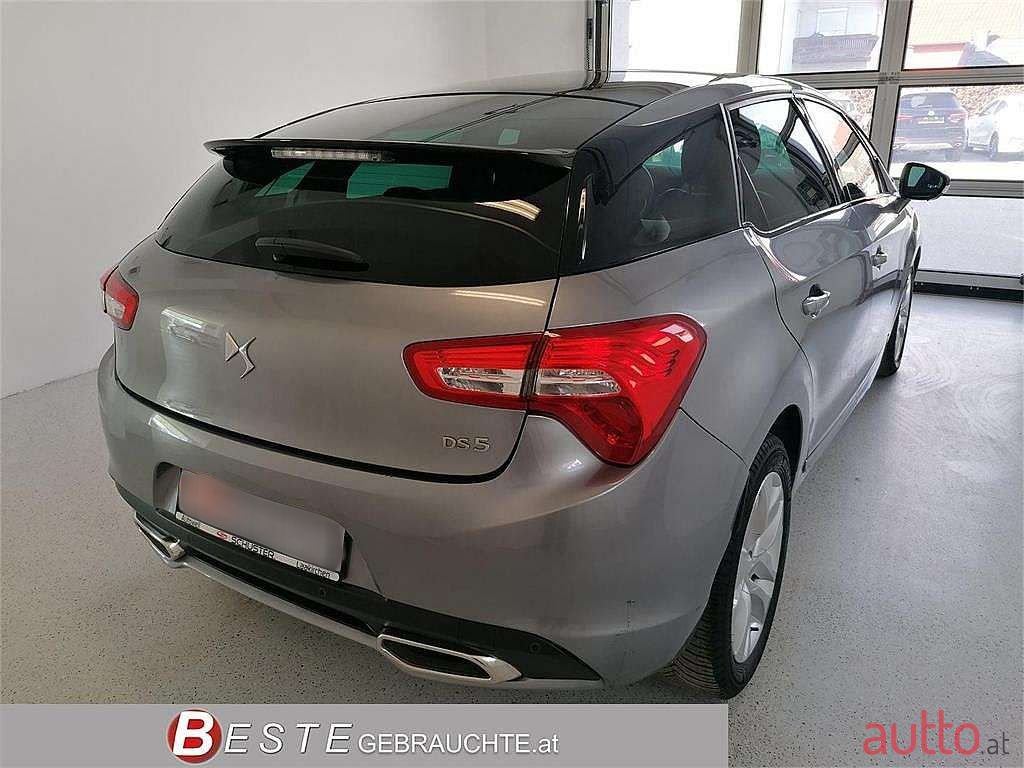 2016' Citroen DS5 photo #5