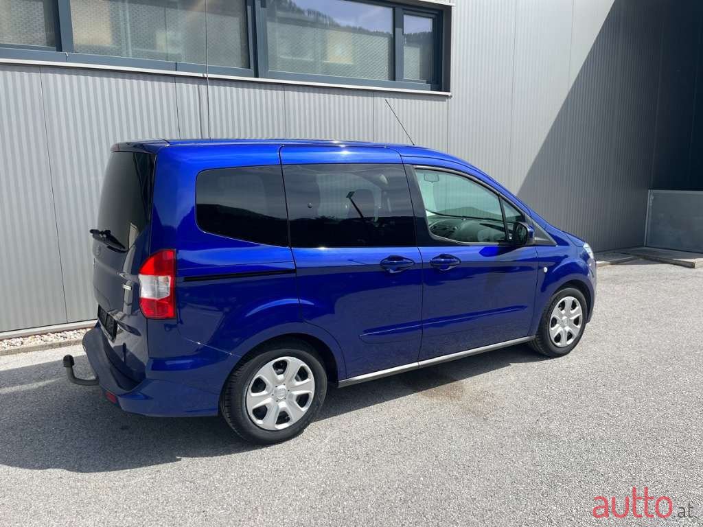 2016' Ford Tourneo photo #4