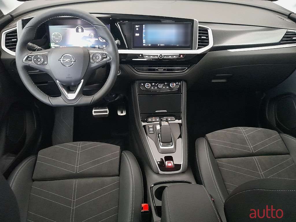 2023' Opel Grandland X photo #4