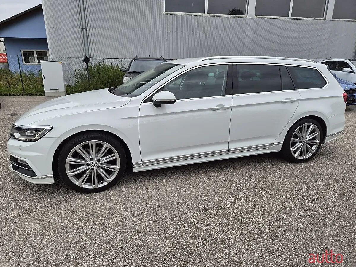 2019' Volkswagen Passat photo #5