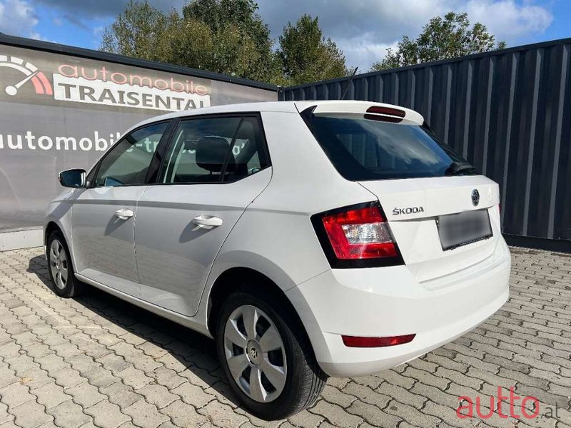 2019' Skoda Fabia photo #6