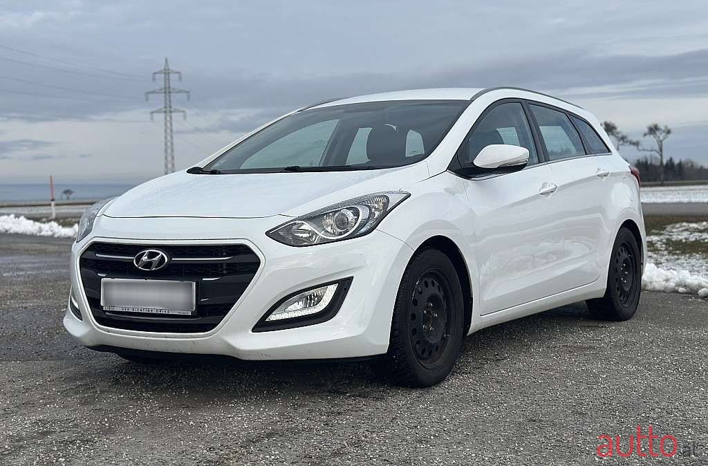 2015' Hyundai i30 photo #1