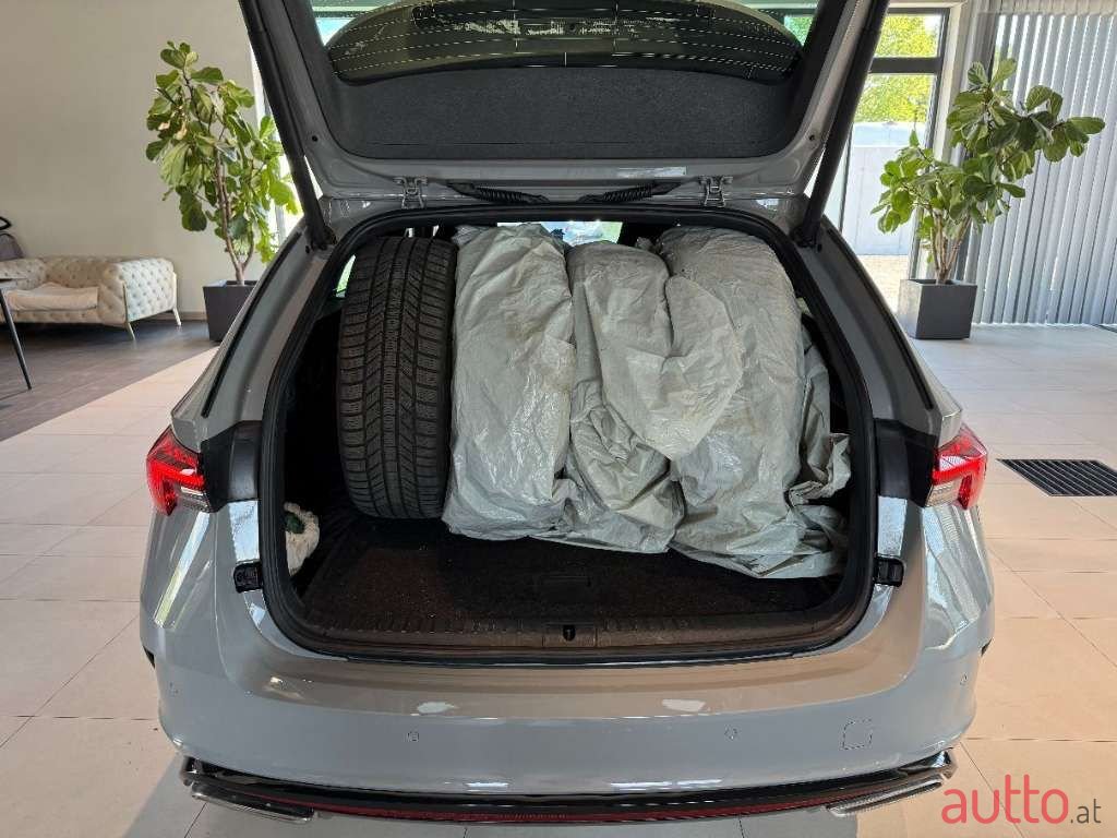 2021' Skoda Octavia photo #5