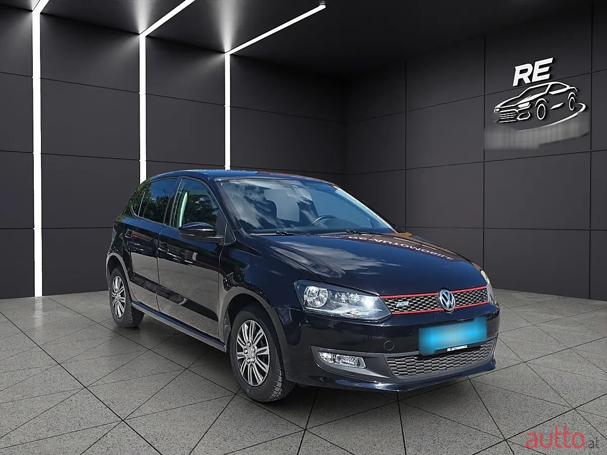 2013' Volkswagen Polo photo #3