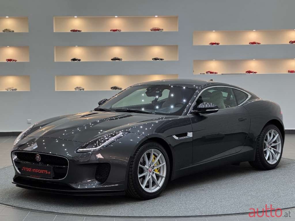 2019' Jaguar F-Type photo #1