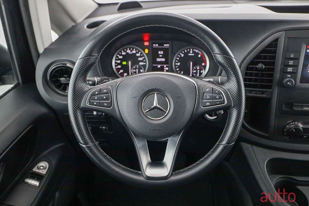 2022' Mercedes-Benz Vito photo #3