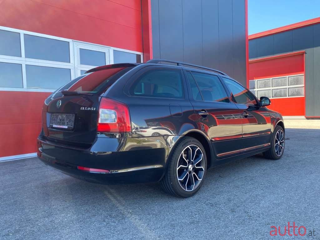 2012' Skoda Octavia photo #3