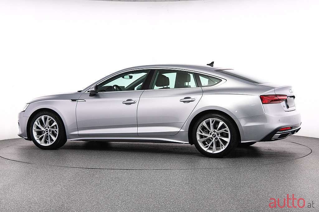2022' Audi A5 photo #2
