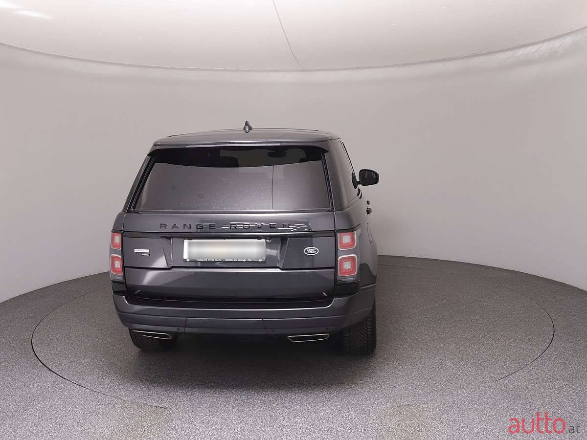 2020' Land Rover Range Rover photo #6