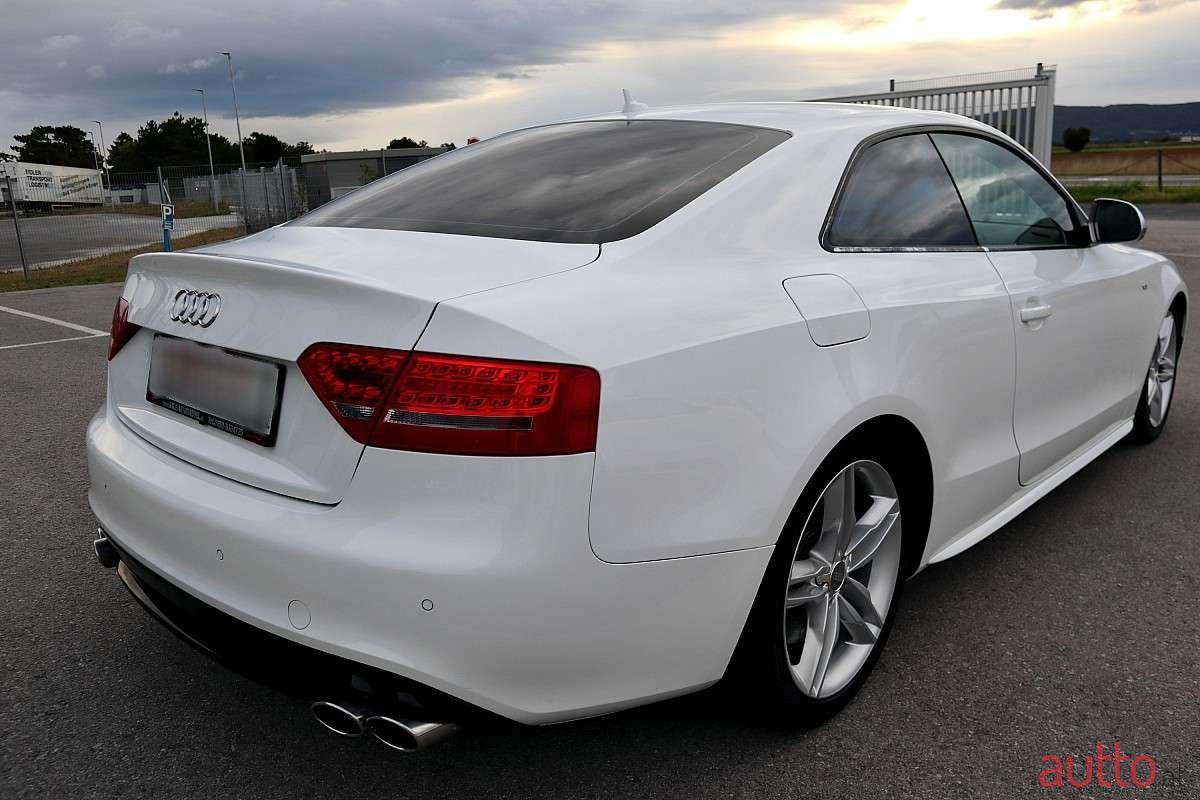 2009' Audi A5 photo #3