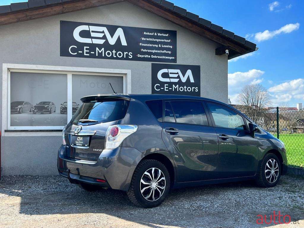 2016' Toyota Verso photo #4