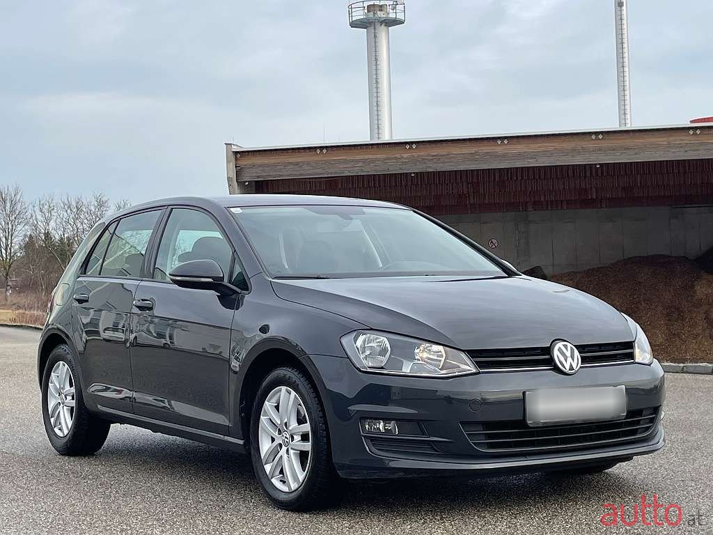 2014' Volkswagen Golf photo #6