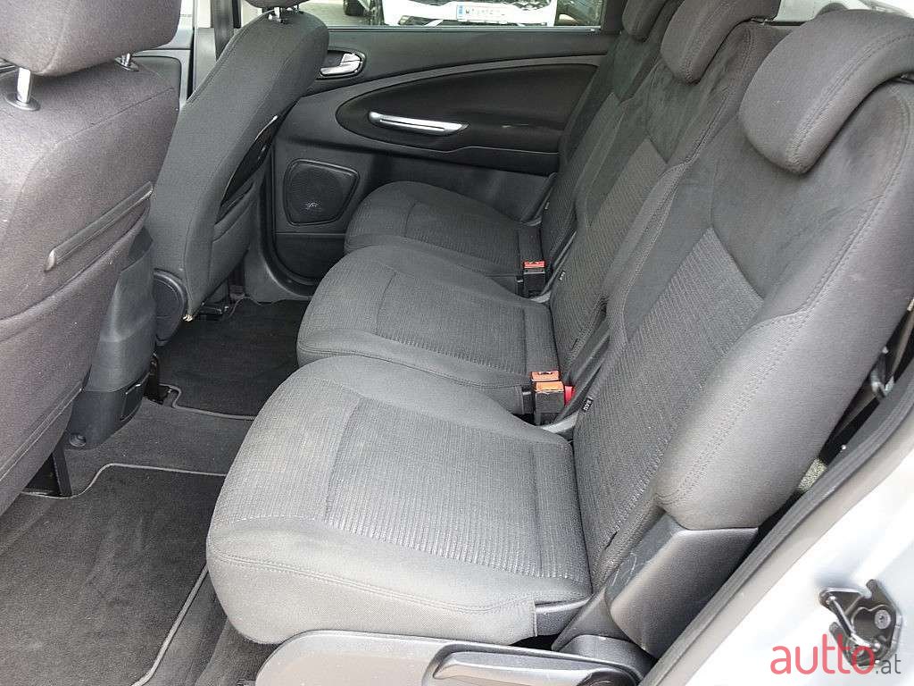 2011' Ford Galaxy photo #4