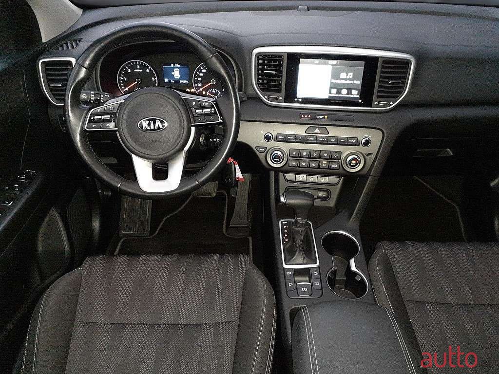 2019' Kia Sportage photo #6