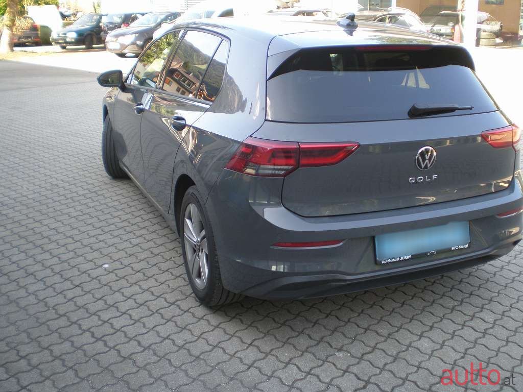 2020' Volkswagen Golf photo #6