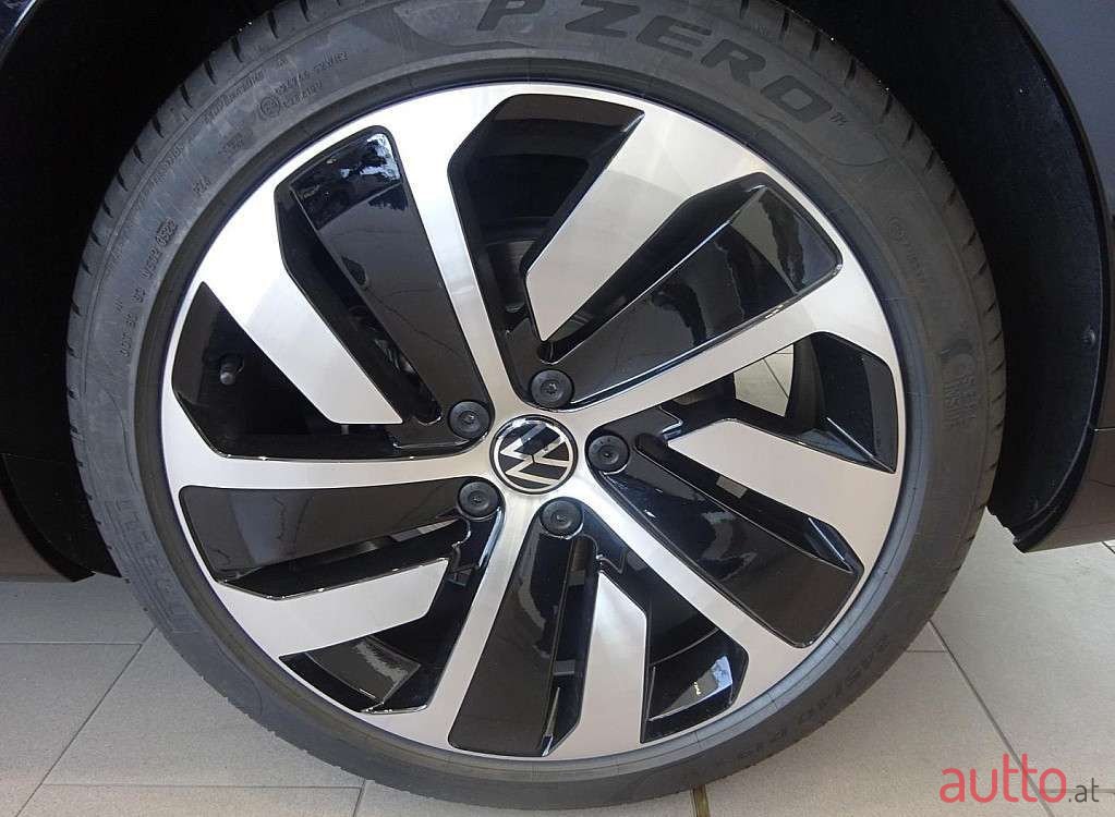 2023' Volkswagen Arteon photo #5