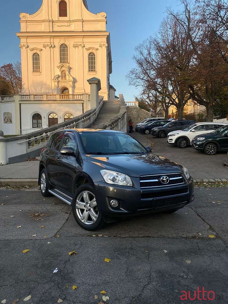 2010' Toyota RAV4 photo #1