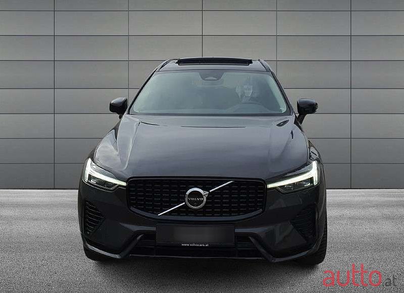 2024' Volvo XC60 photo #2