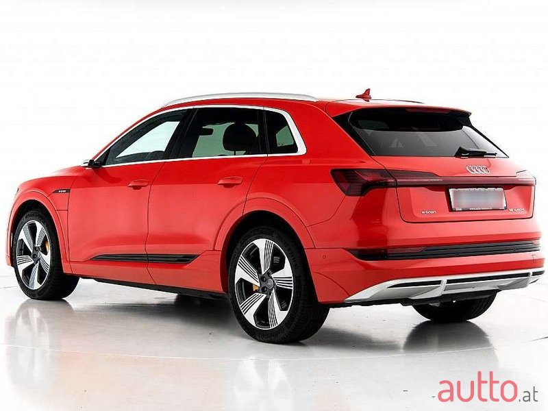 2020' Audi e-tron photo #2