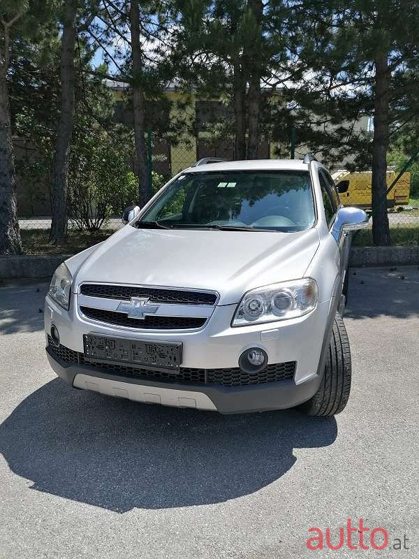 2009' Chevrolet Captiva photo #1