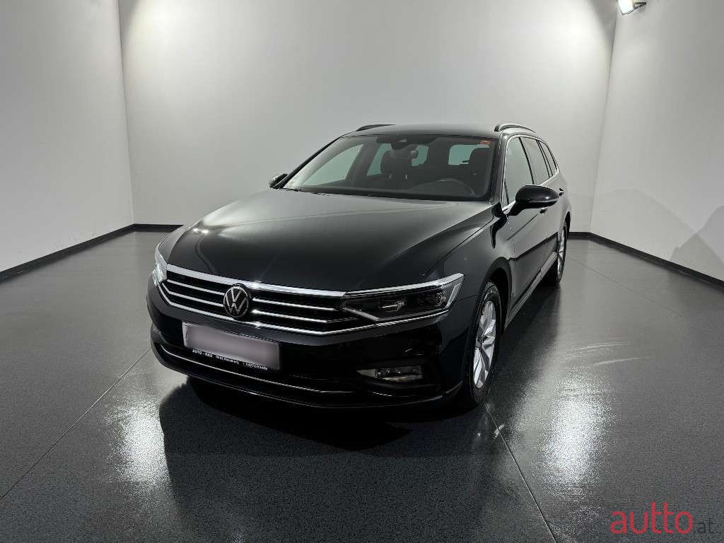 2022' Volkswagen Passat photo #1