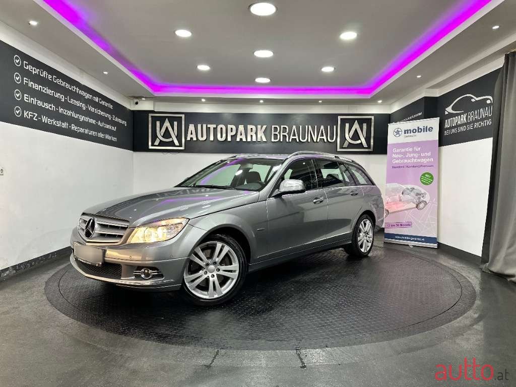 2008' Mercedes-Benz C-Klasse photo #1