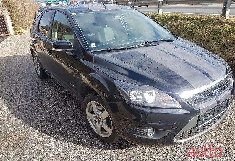 2010' Ford Focus photo #1