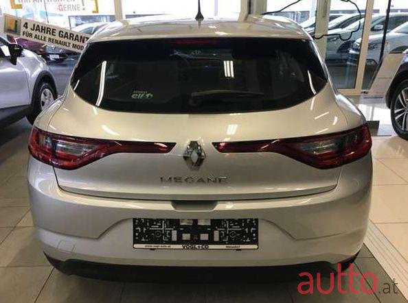 2017' Renault Megane photo #2