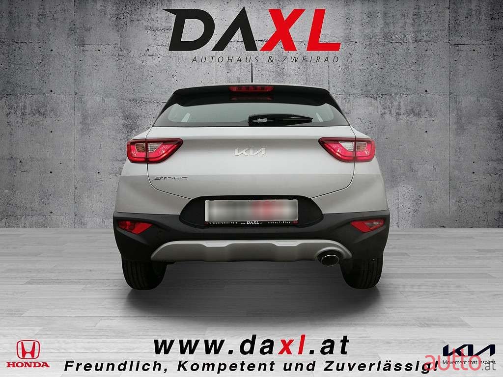 2022' Kia Stonic photo #5