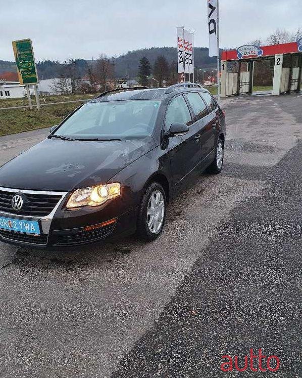 2008' Volkswagen Passat photo #1