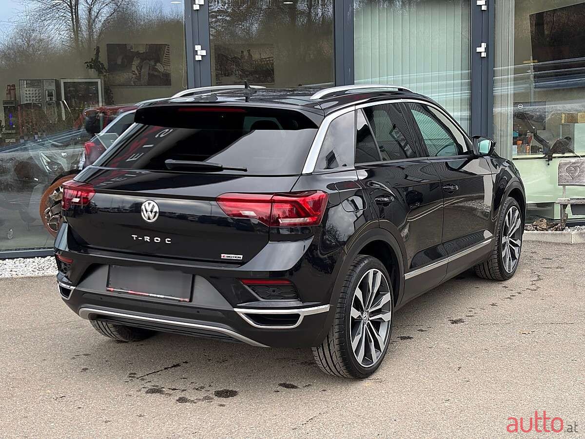 2019' Volkswagen T-Roc photo #4