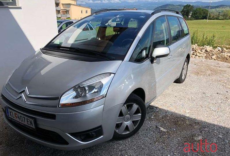 2007' Citroen C4 Picasso photo #1