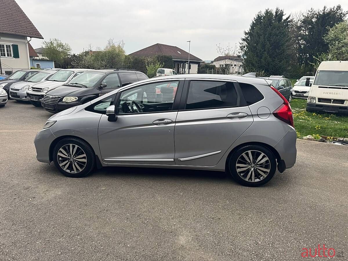 2018' Honda Jazz photo #4
