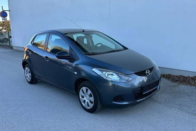 2010' Mazda Mazda2