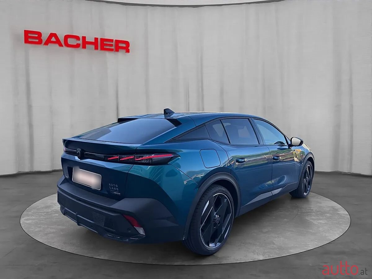 2024' Peugeot 408 photo #2
